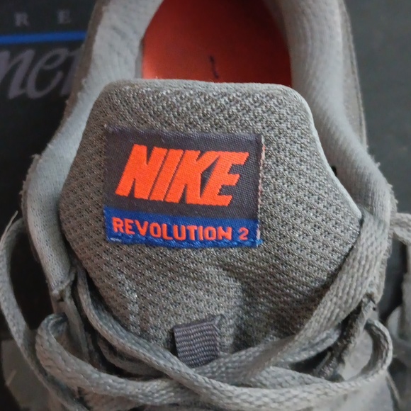 Nike Revolution 2 sneakers. - Picture 6 of 7